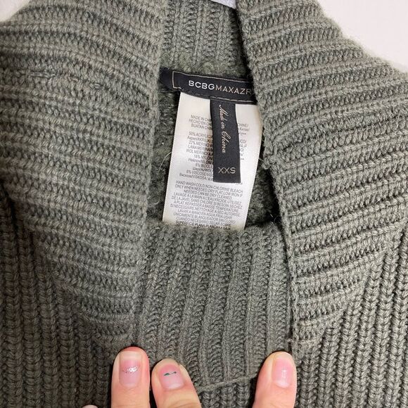 BCBGMAXAZRIA Military Green High Low Turtleneck Sweater - Picture 4 of 6